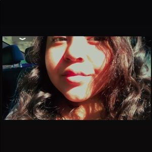 Meet your Posher, Stephany